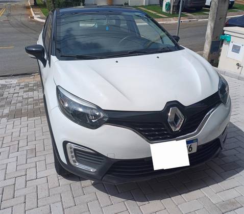 RENAULT CAPTUR 1.6 16V SCE FLEX LIFE X-TRONIC RENAULT CAPTUR 1.6 16V SCE FLEX LIFE X-TRONIC
